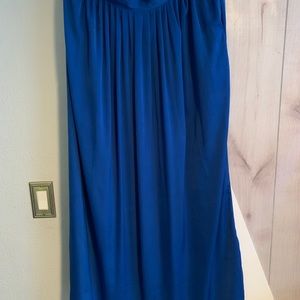 Maxi BCBG silk skirt